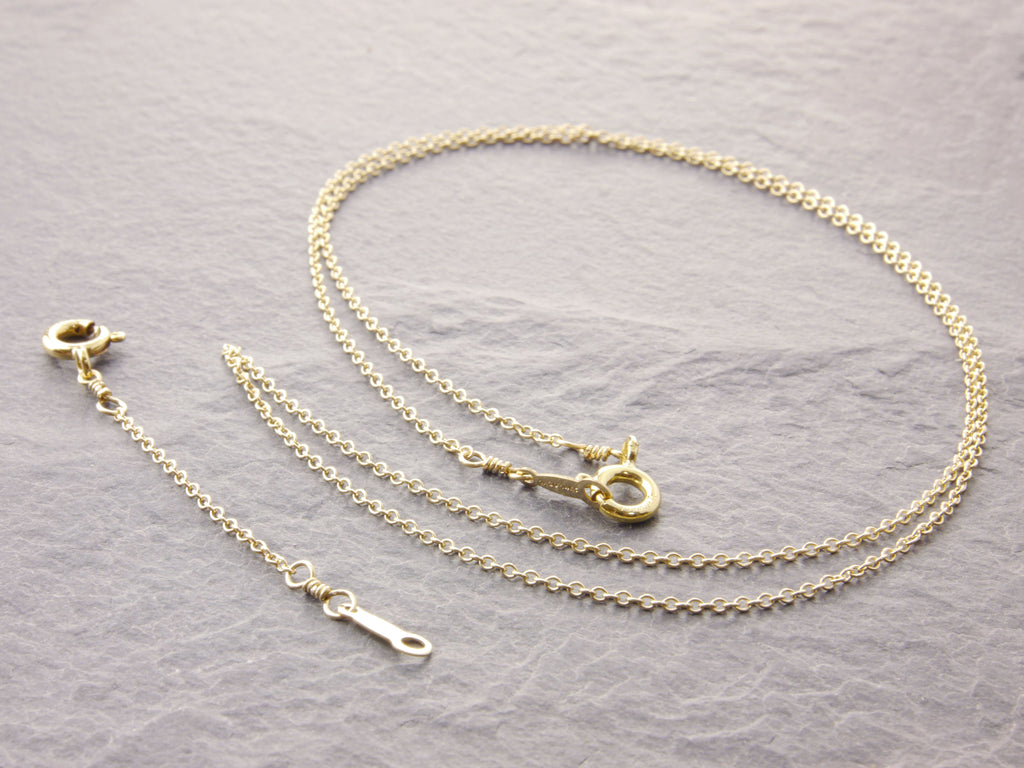 gold delicate chain with adjuster